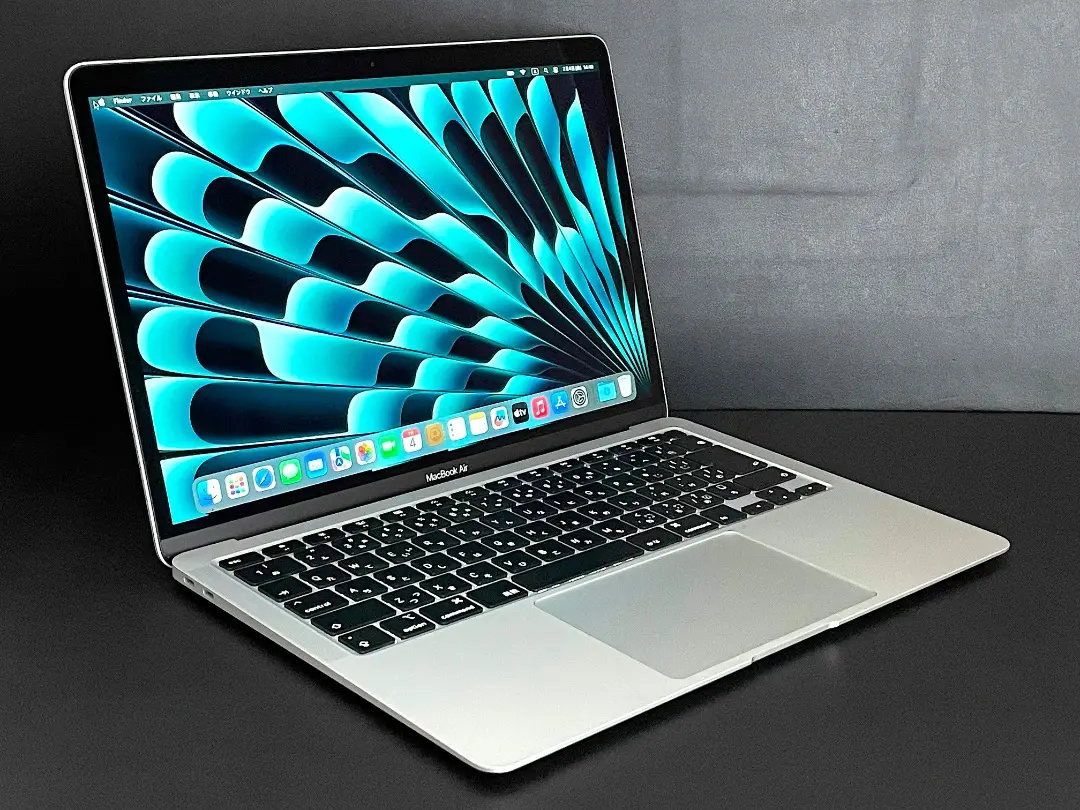 M1 Apple MacBook Air 2TB 16GB US スペースグレイ 13.3インチMacBook Air [整備済製品] 8コアCPUと8コアGPUを搭載