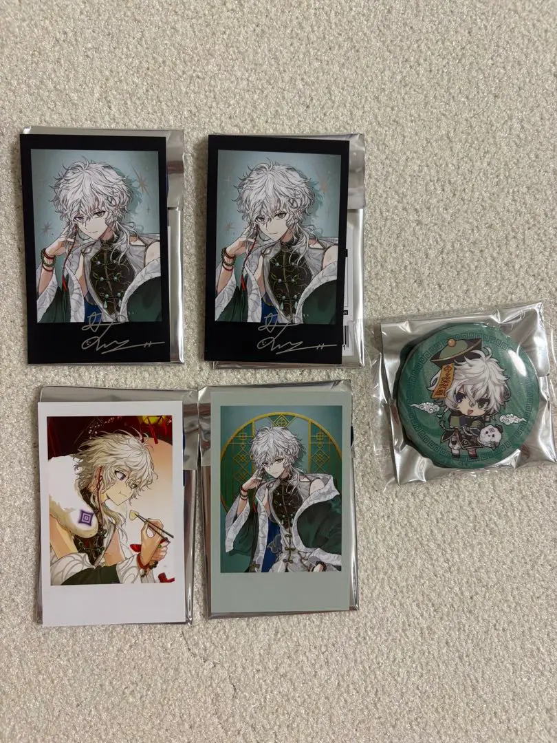 Thumbnail of NIJISANJI Dytica Kagetsu Murakumo Cheki Can Badge 2nd Anniversary Foil-pressed