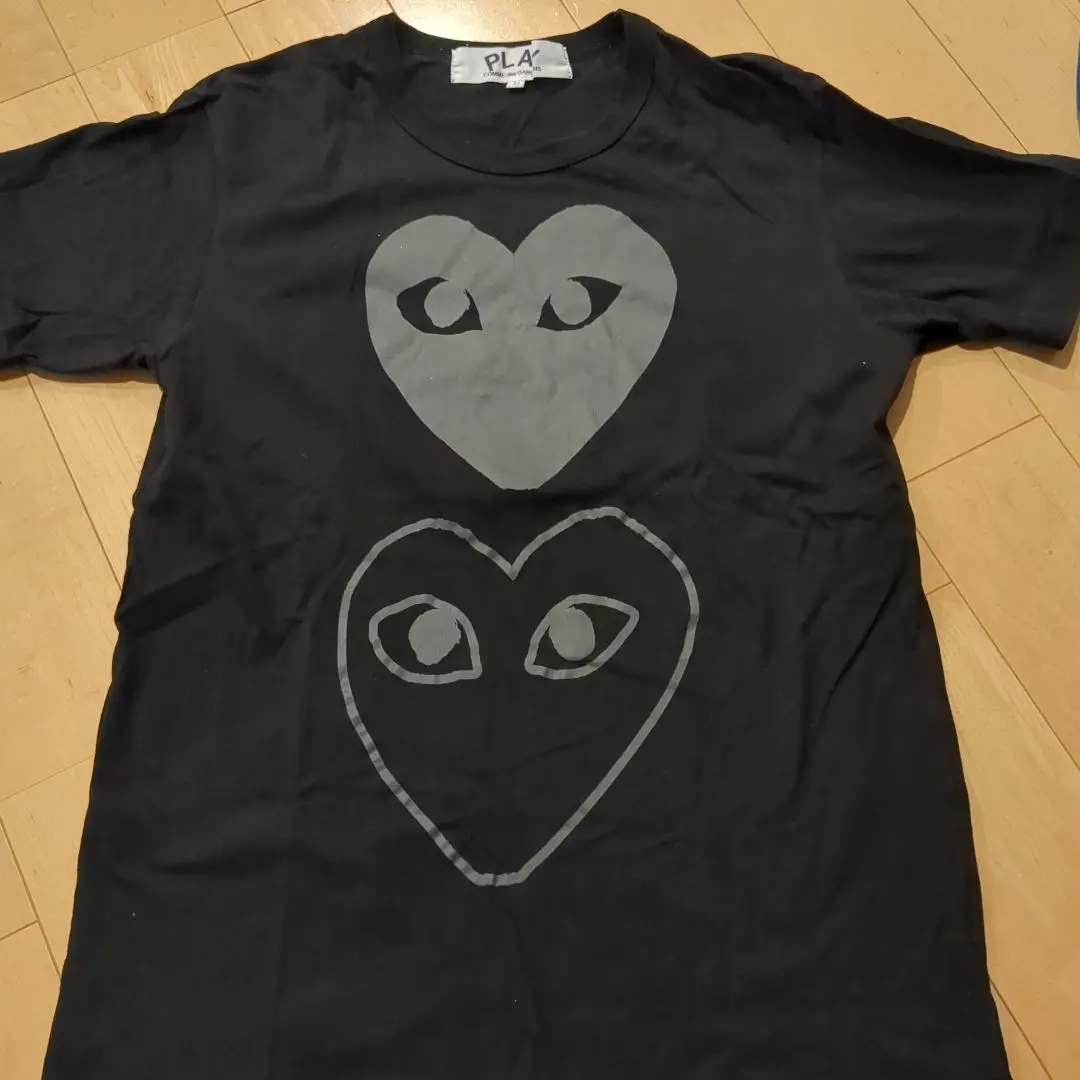 COMME des GARÇONS PLAY Tシャツ 新品未使用タグ付き PLAY COMME des GARÇONS: T-SHIRT (WHITE) | DSMG E-SHOP