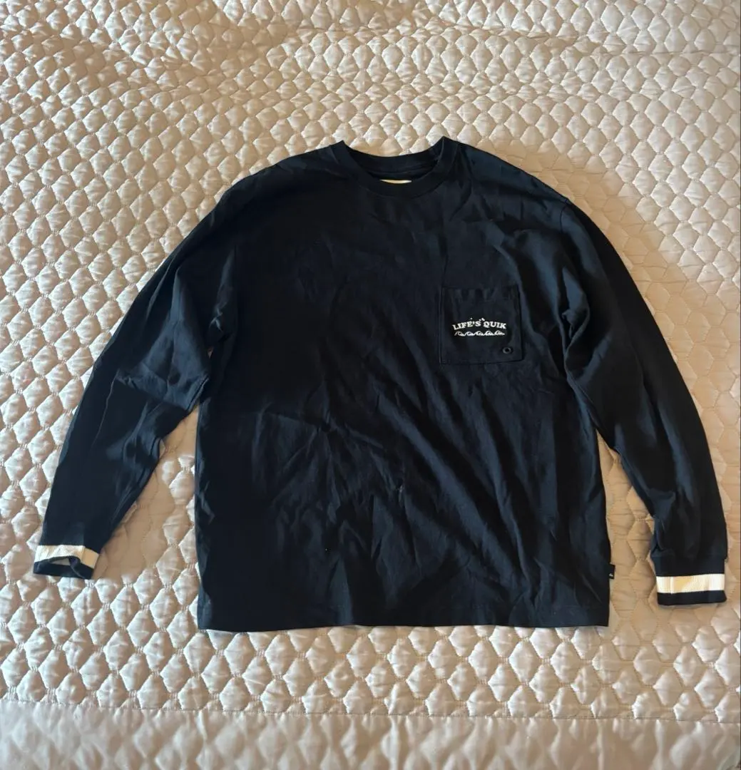 Thumbnail of Black long-sleeved cut-and-sew with striped cuffs