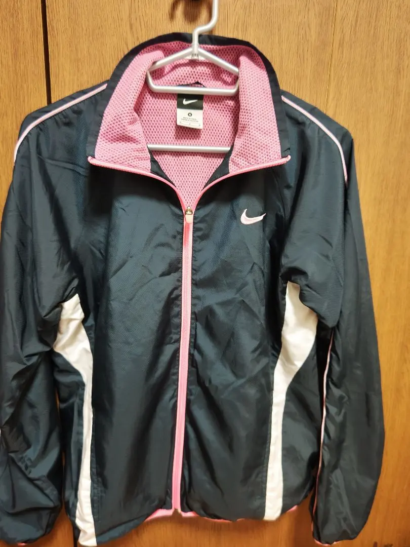 運動服上下☆女款M碼修身 的縮圖