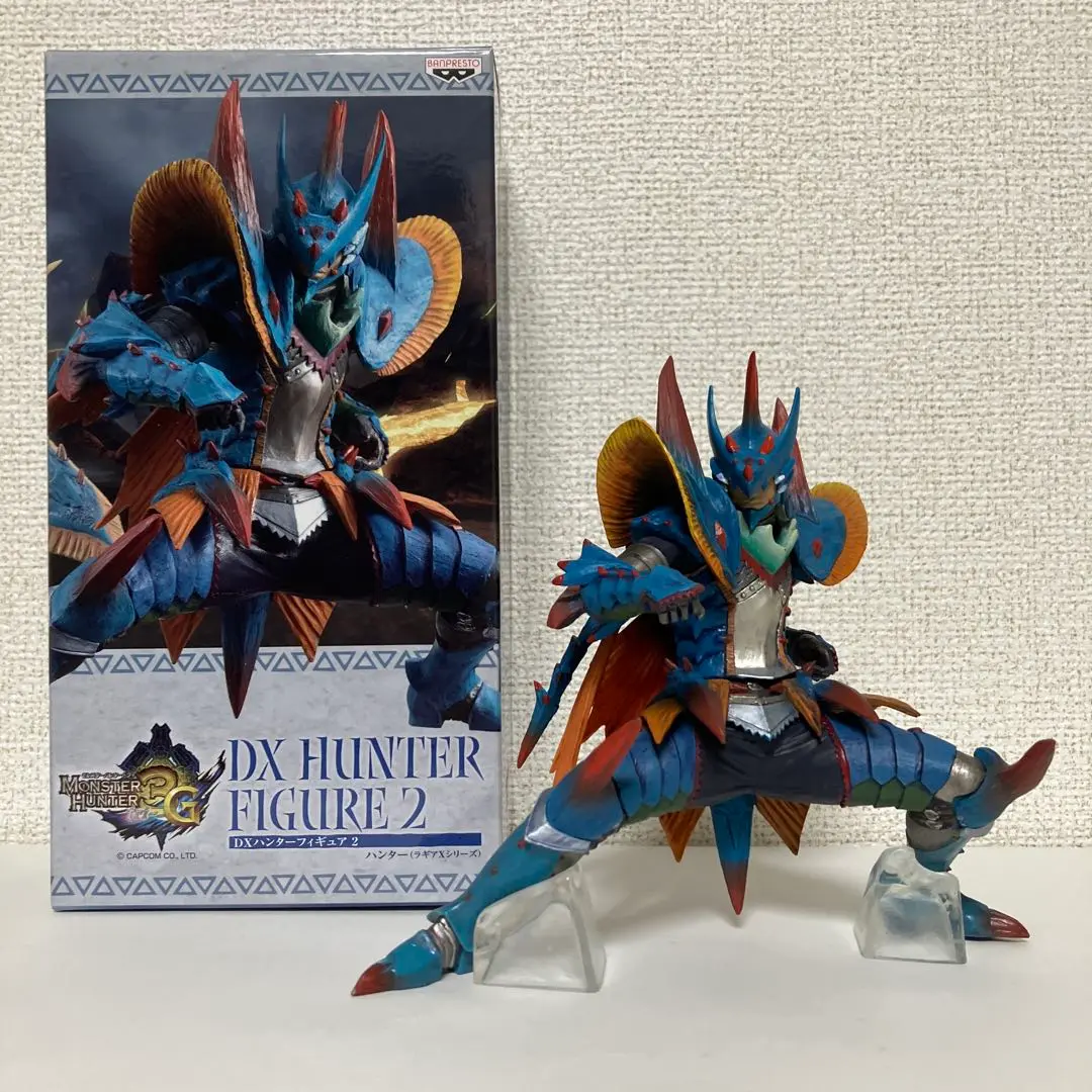 【ハンターラギアX・武器 2点セット】 モンハン　プライズ フィギュア ハンターラギアX・武器 2点セット】 モンハン プライズ