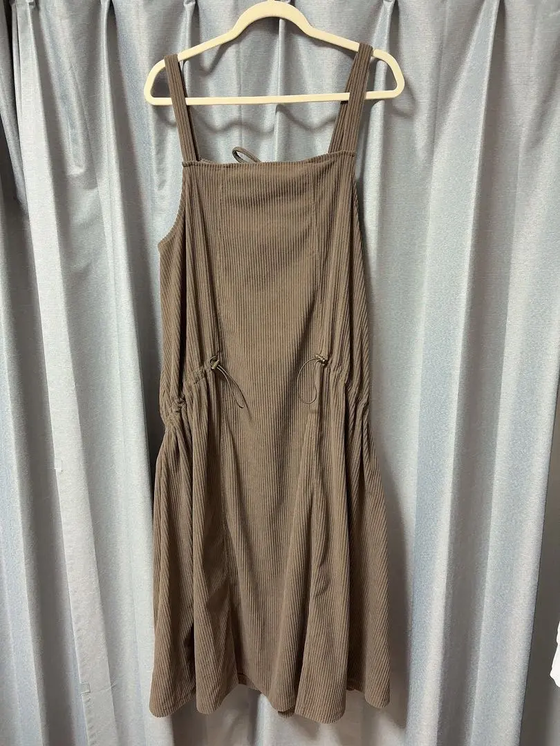 燈芯絨長洋裝 的縮圖