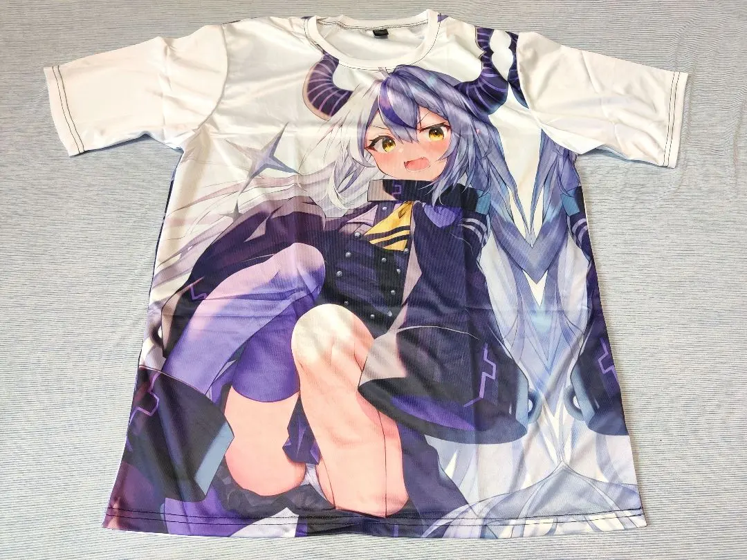 【請勿直接購買】Hololive 拉普拉斯·黑暗 Full Graphic T恤 XL 的縮圖