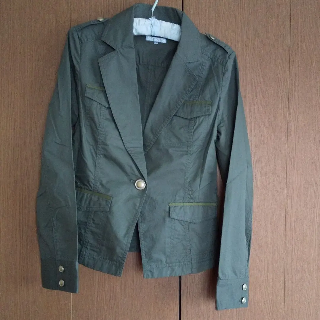 Thumbnail of jacket