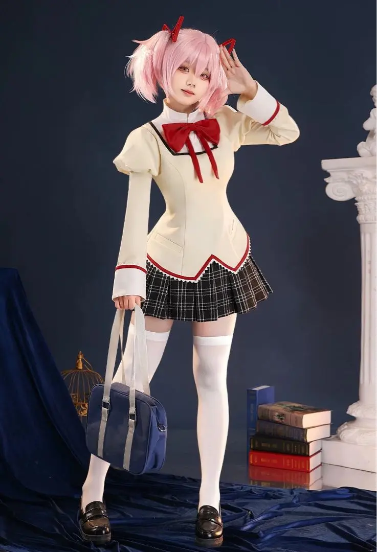MADOGATARI展 ぬいぐるみ 戦場ヶ原ひたぎ　市立見滝原中学校制服 見滝原中学校 女子制服スカート [劇場版 魔法少女まどか☆マギカ