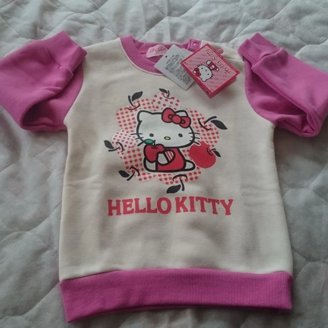 Thumbnail of Reduced price! New Hello Kitty fleece-lined sweatshirt, size 90