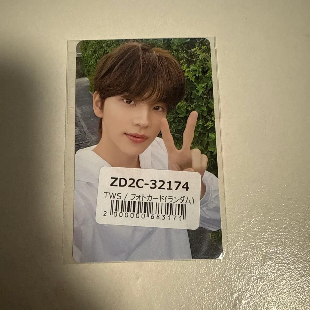 TWS 新友 SHINYU 初次見面 環球特典 小卡 的縮圖