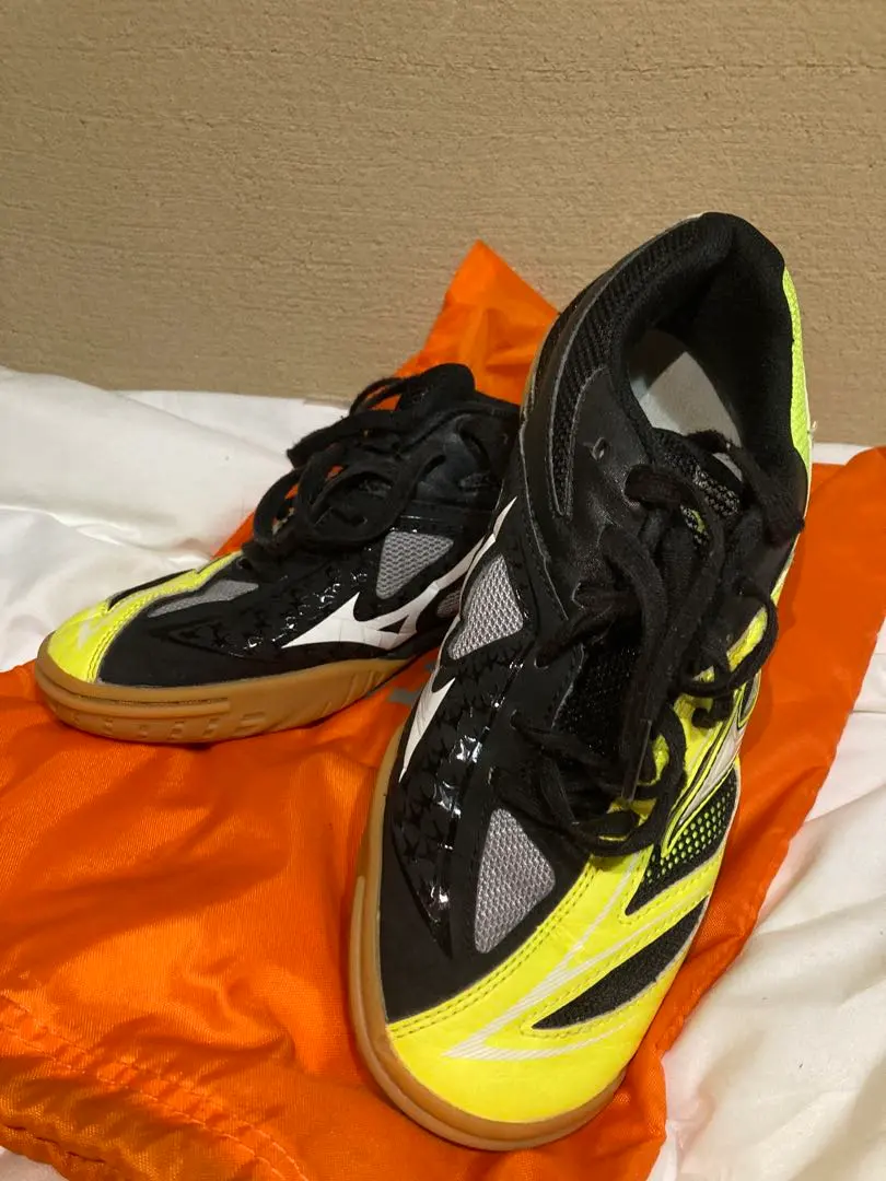 Thumbnail of Wave Medal 6 Mizuno Table Tennis Shoes