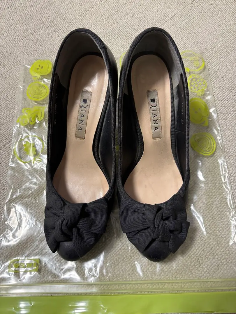 DIANA 黑色蝴蝶結高跟鞋 的縮圖