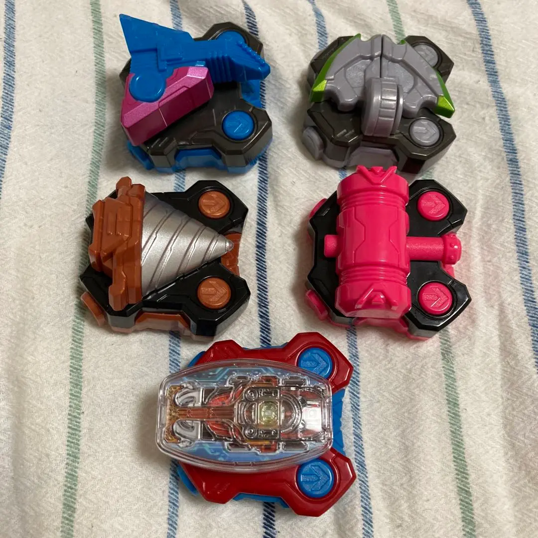 バラ売り可能 レイズバックルセット 仮面ライダーギーツ PREMIUM DX メモリアルマグナム&ブースト