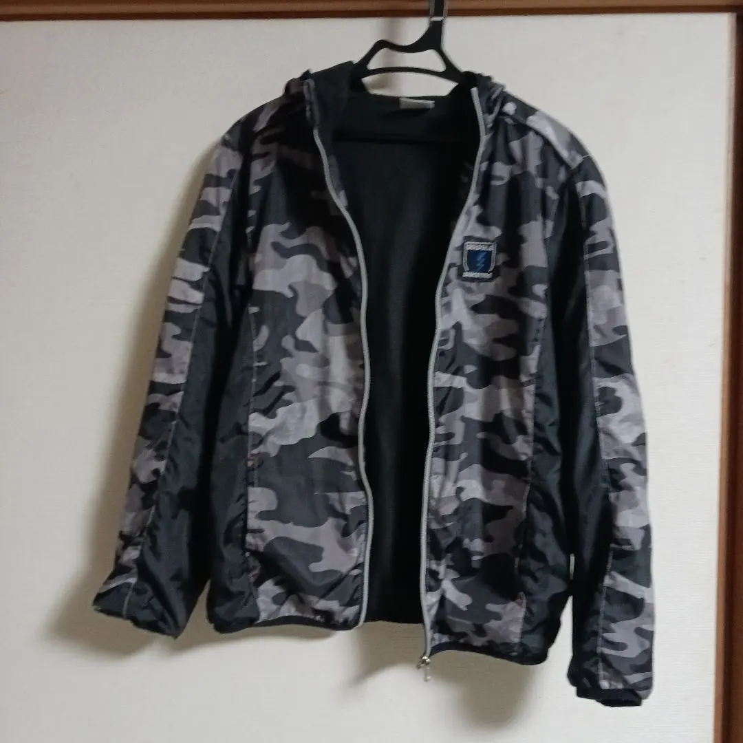 迷彩圖案連帽外套 的縮圖