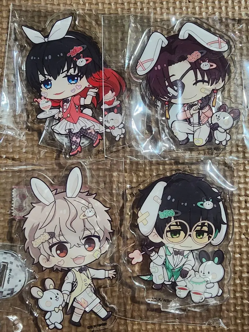 防風少年 蘇枋 椿野 兎耳山 十龜 壓克力立牌 的縮圖