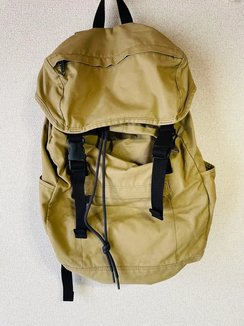 【極美品】マーガレットハウエル リュック バックパック ナイロン カーキ マーガレット・ハウエル(MARGARET HOWELL) リュック・バック