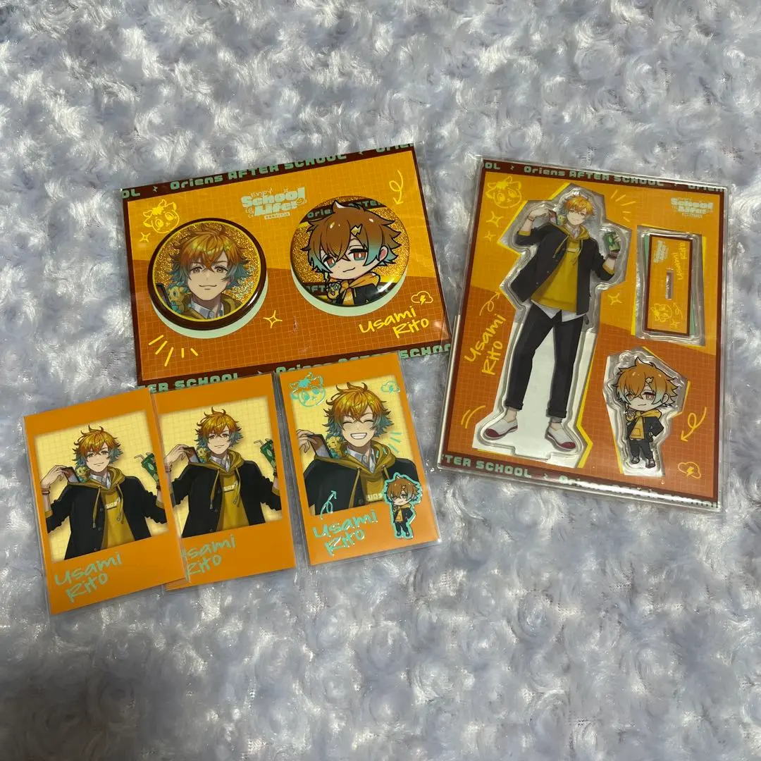 彩虹社 宇佐美莉兎　套組放學後Orien's壓克力立牌&卡片&徽章 的縮圖
