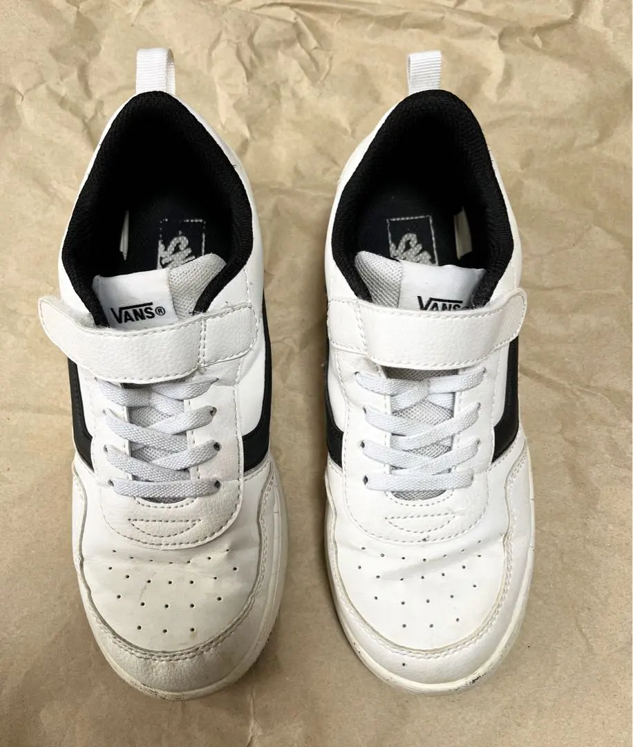 Thumbnail of VANS kids' sneakers (22 cm)