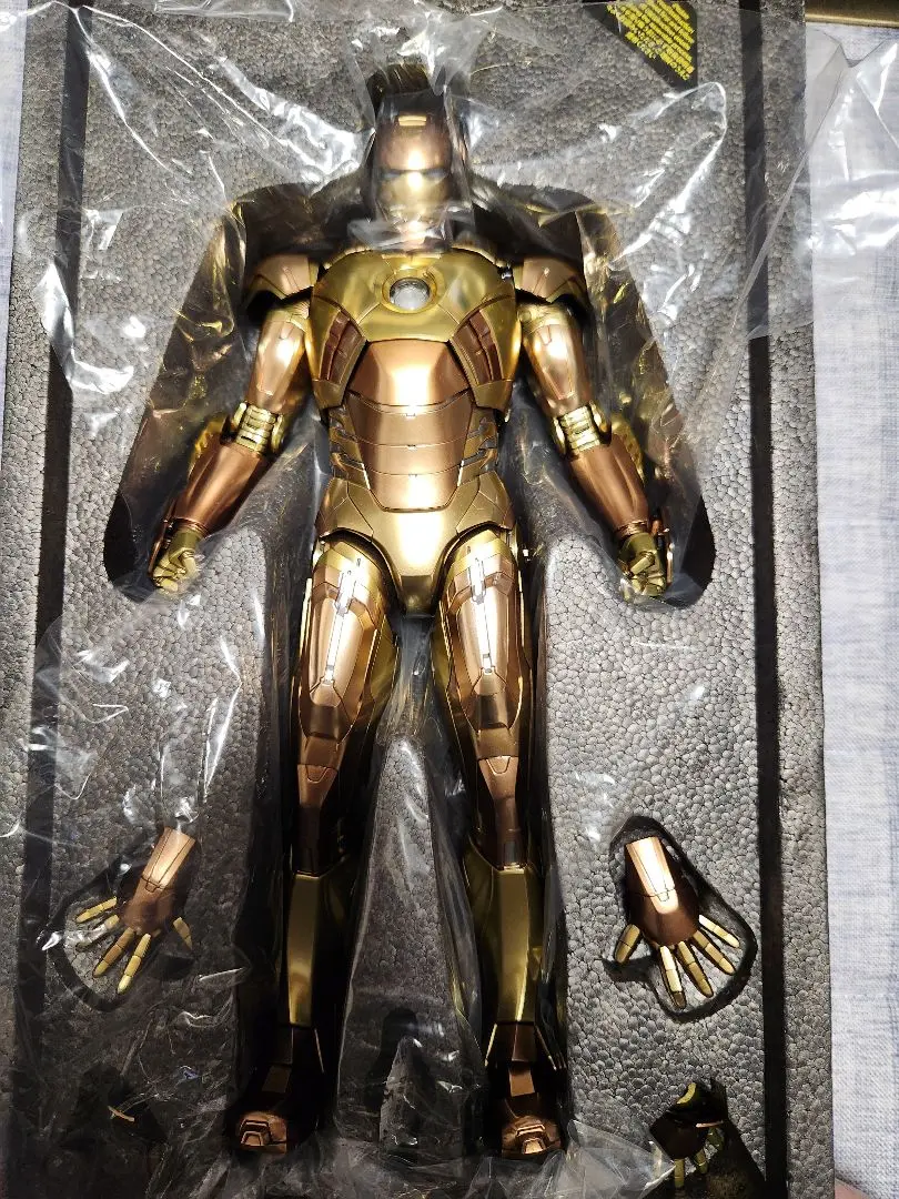 『アイアンマン』 1/6スケールフィギュア アイアンマン・マーク21 （ミダス) Amazon.co.jp: Comicave Studios マーベル アイアンマン マーク