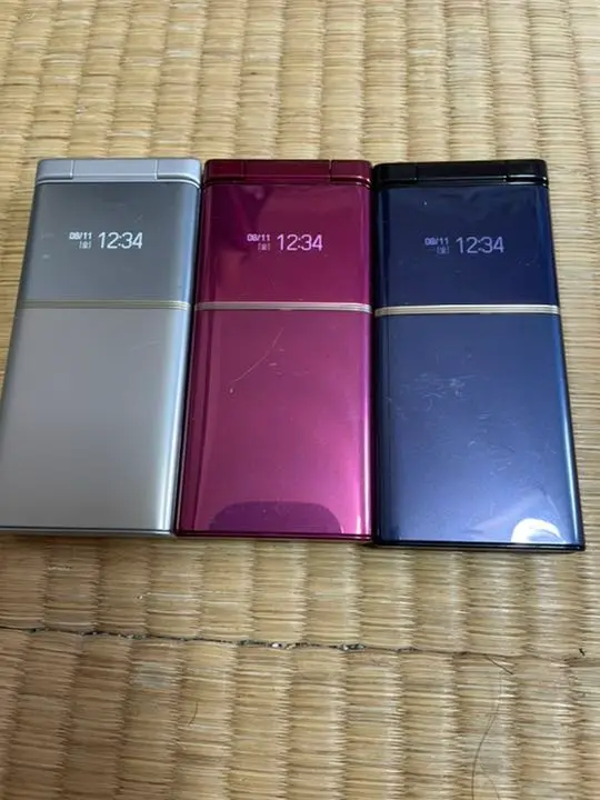 京セラ - 【専用】マーベラ KYF35SLA ワインレッド  新品未使用 Amazon | au 京セラ MARVERA KYF35 ワインレッド | KYOCERA