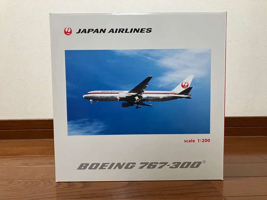 新品 日本航空 B767-300 模型 1/200 80年代塗装 Amazon.co.jp: JAL B767-300 旧塗装 1/200 1986年 : おもちゃ