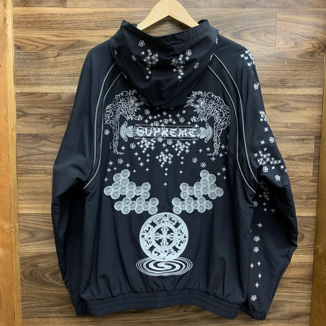 Supreme AOI Glow-in-the-Dark 葵産業 Spring/Summer 2022 Preview – Supreme