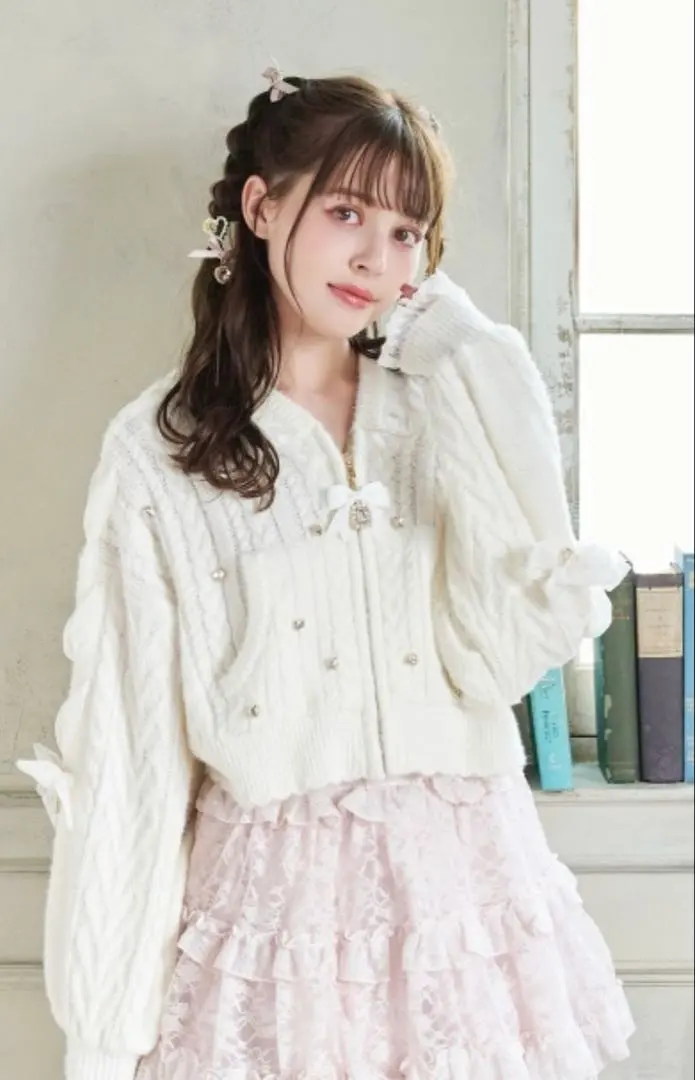 Thumbnail of Liz Lisa Usamimi Cropped Knit Hoodie White