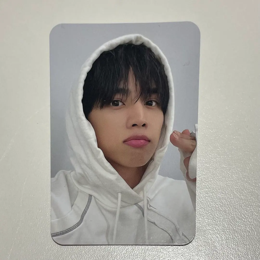 Thumbnail of THE BOYZ Sunwoo Photocard ZENERATION