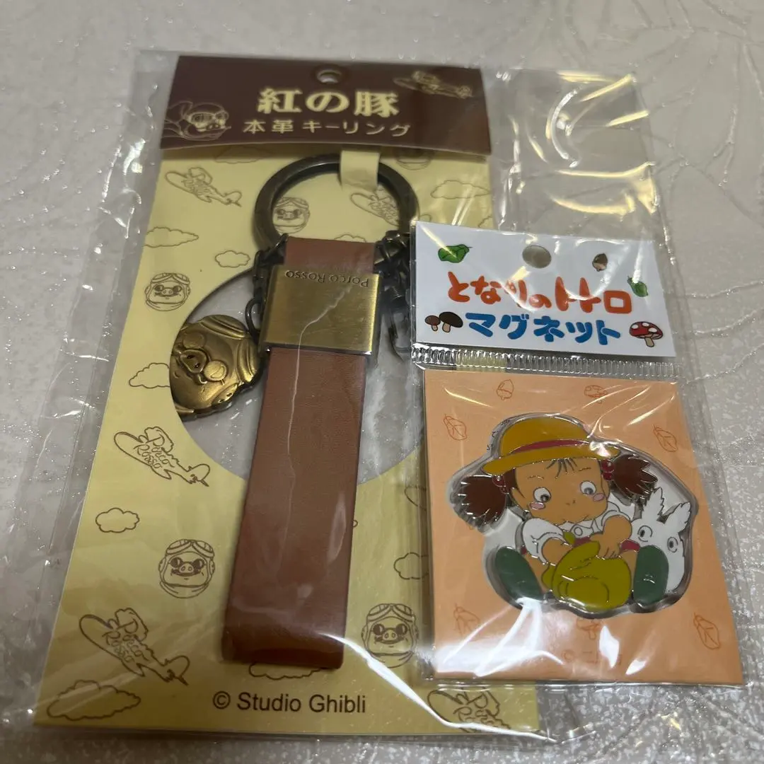 【未使用品】紅の豚グッズセット　ジブリ　かるた、パズル、メモ帳、マグネット他 未使用品】紅の豚グッズセット ジブリ かるた、パズル、メモ帳