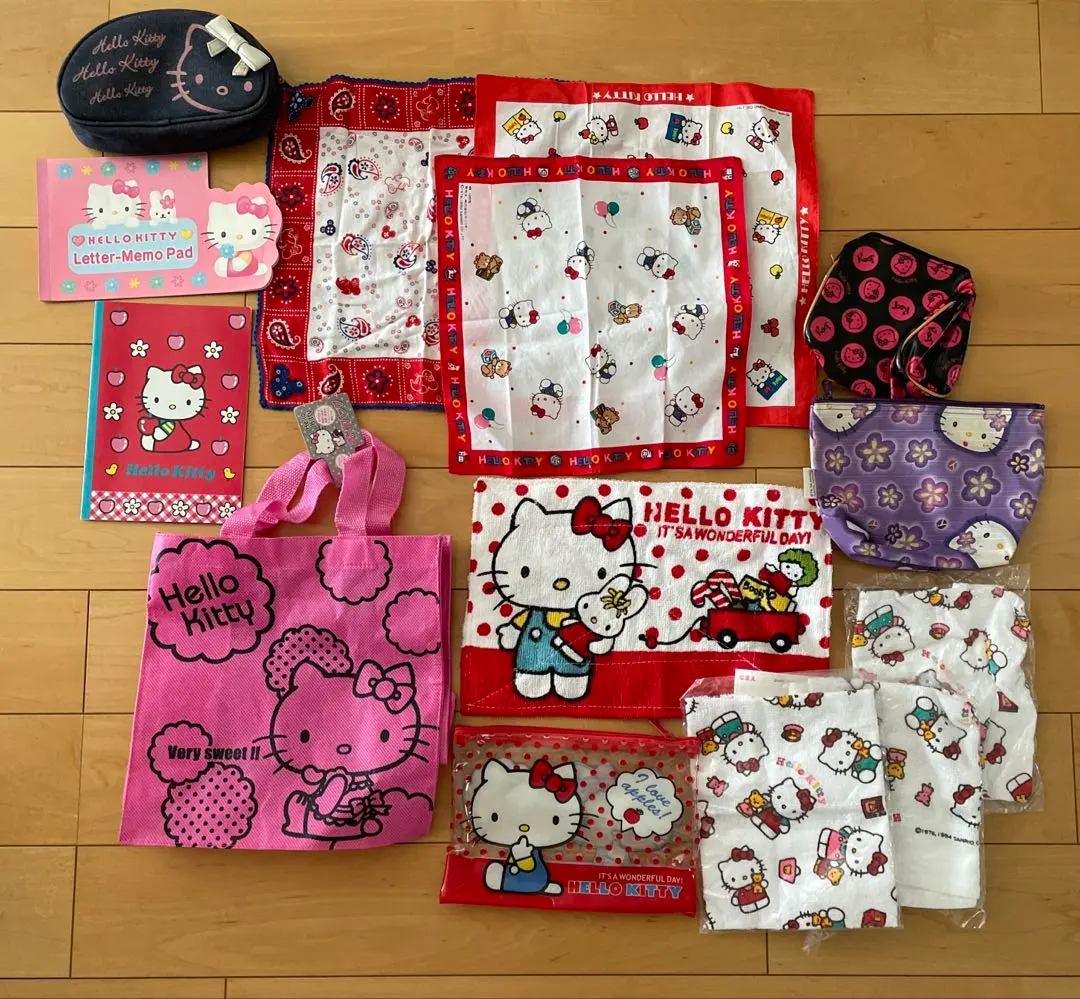 Thumbnail of Heisei Retro Kitty-chan Oshibori Towel Rags Rare 90's Pouch Stationery