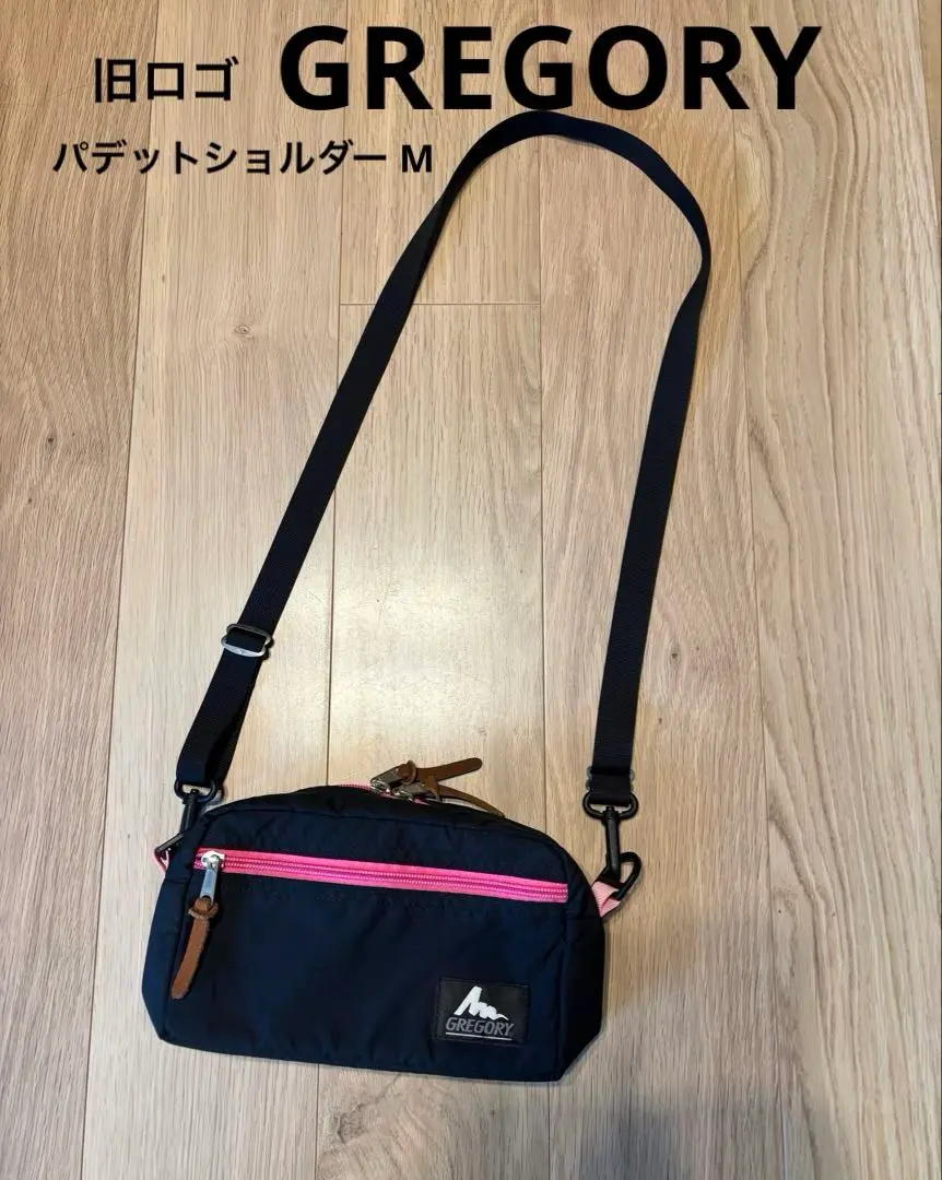 Gregory パデットショルダーポーチ　旧ロゴ デッドストック small グレゴリーのミニバッグ「パデッドショルダーポーチ」の収納例
