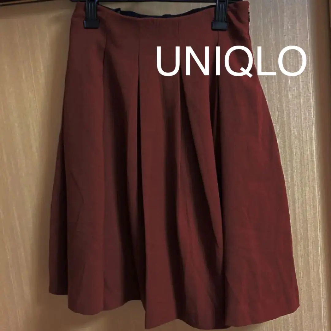 Thumbnail of Uniqlo Tucked Flare Skirt, Terracotta Brown
