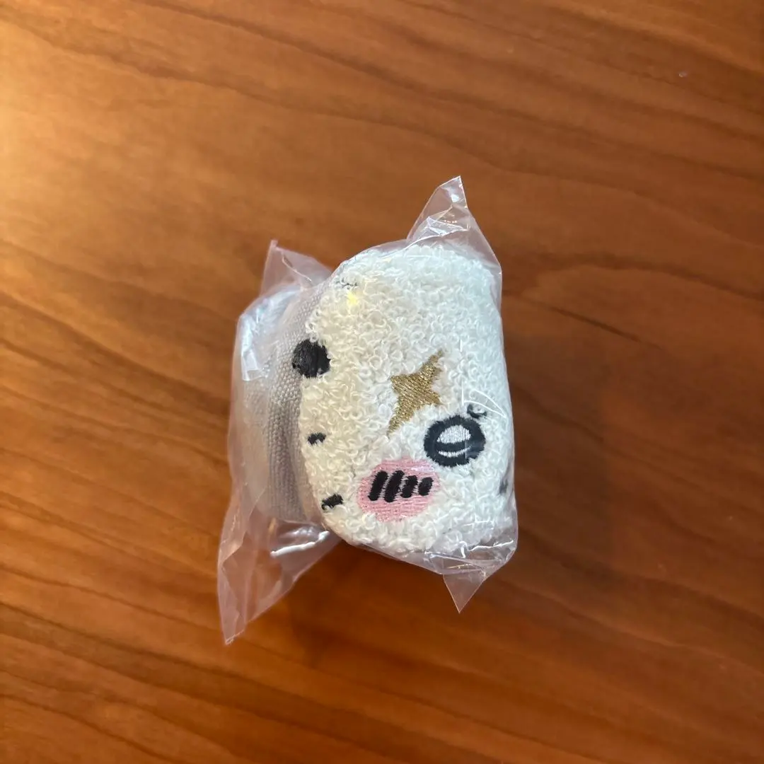 Thumbnail of Chikawa Moko Moko Pouch 2 Otter Gashapon