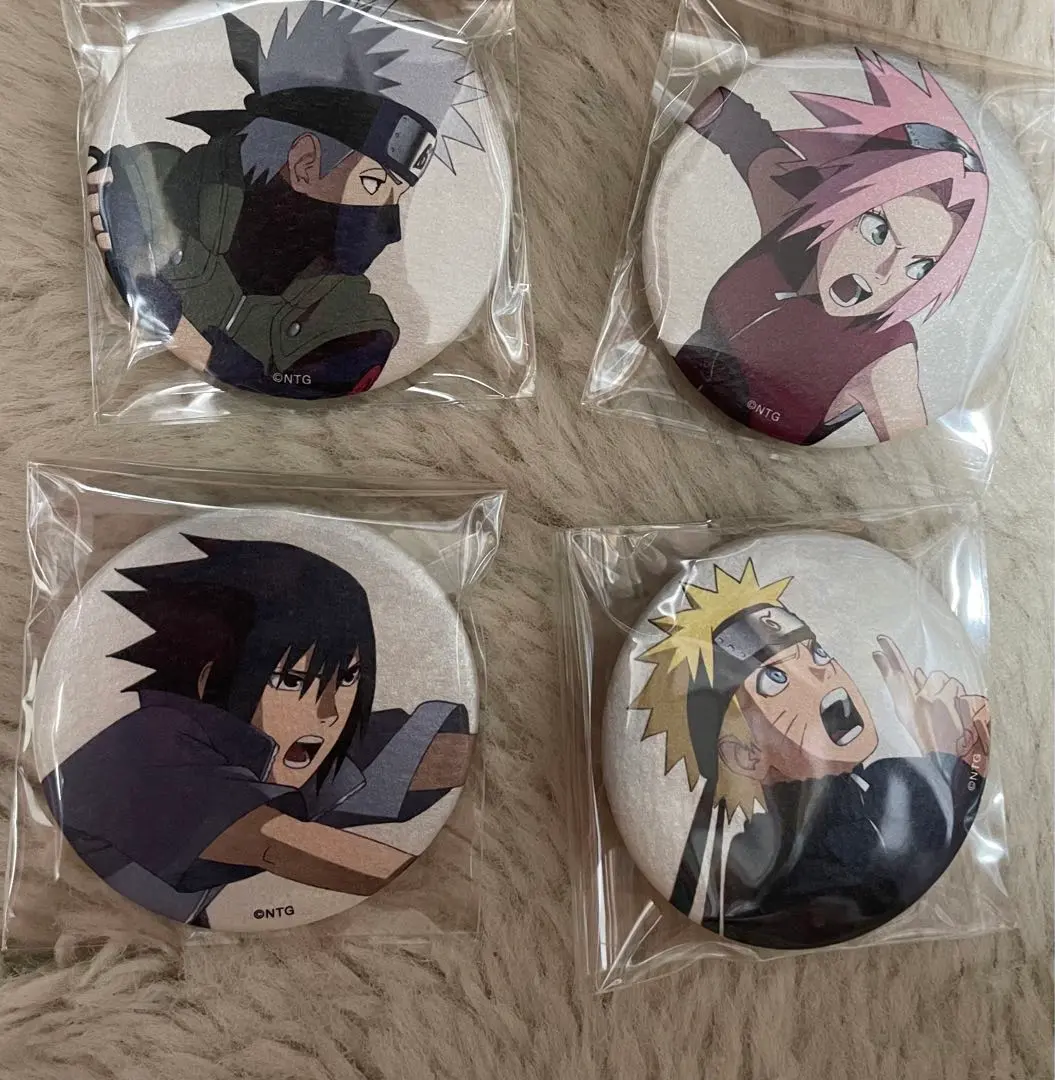 Thumbnail of NARUTO Exhibition Exclusive Can Badges: Team 7 - Naruto, Sasuke, Sakura, Kakashi