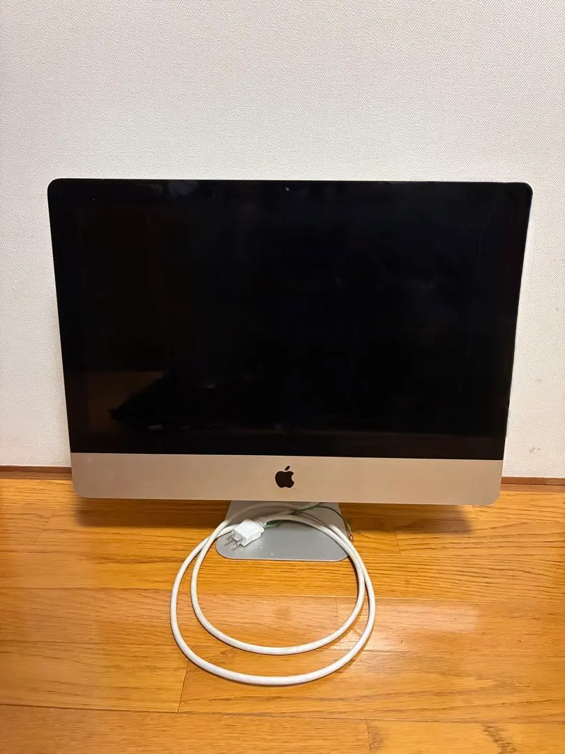 iMac 2009　21.5インチ iMac intel 3.06GHz 21.5インチ Silver (2009/10)(中古)-Mac