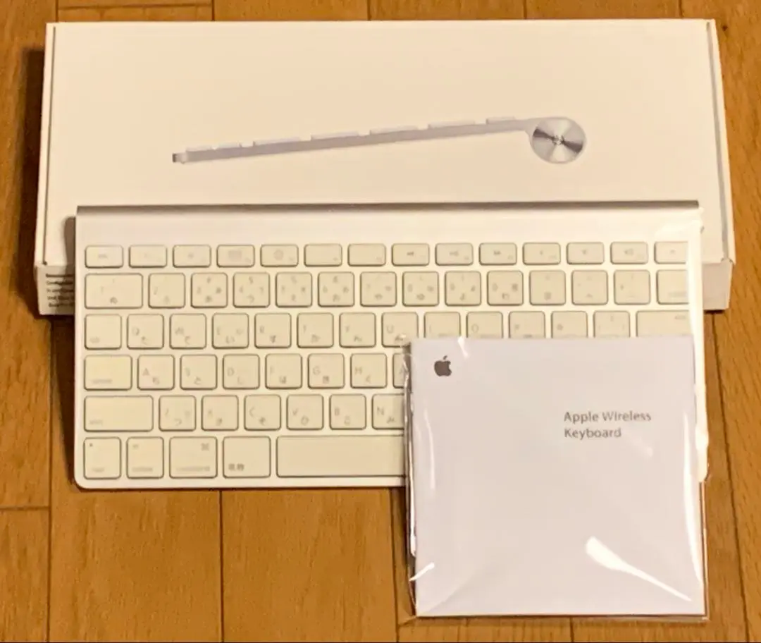 Apple MB167LL/A 新品　未使用　ワイヤレスキーボード A1255 Apple Wireless Keyboard MB167LL/A 2nd Gen ワイヤレス