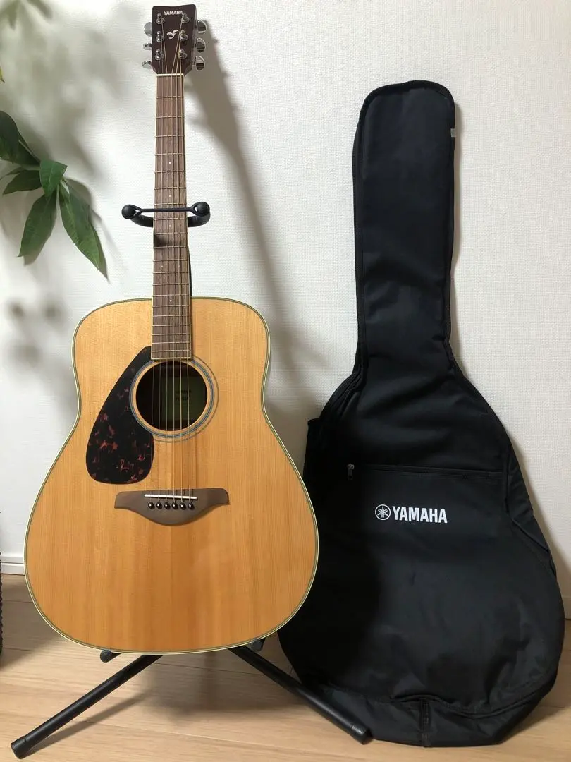 ヤマハYAMAHA アコースティックギター レフティ FG820L おまけ付き YAMAHA FG820L NT アコースティックギター 教本・お手入れ用品