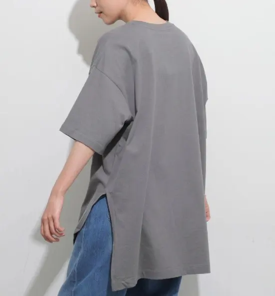 Thumbnail of AMERICAN HOLIC Back Square Tail Short Sleeve Cut Tunic