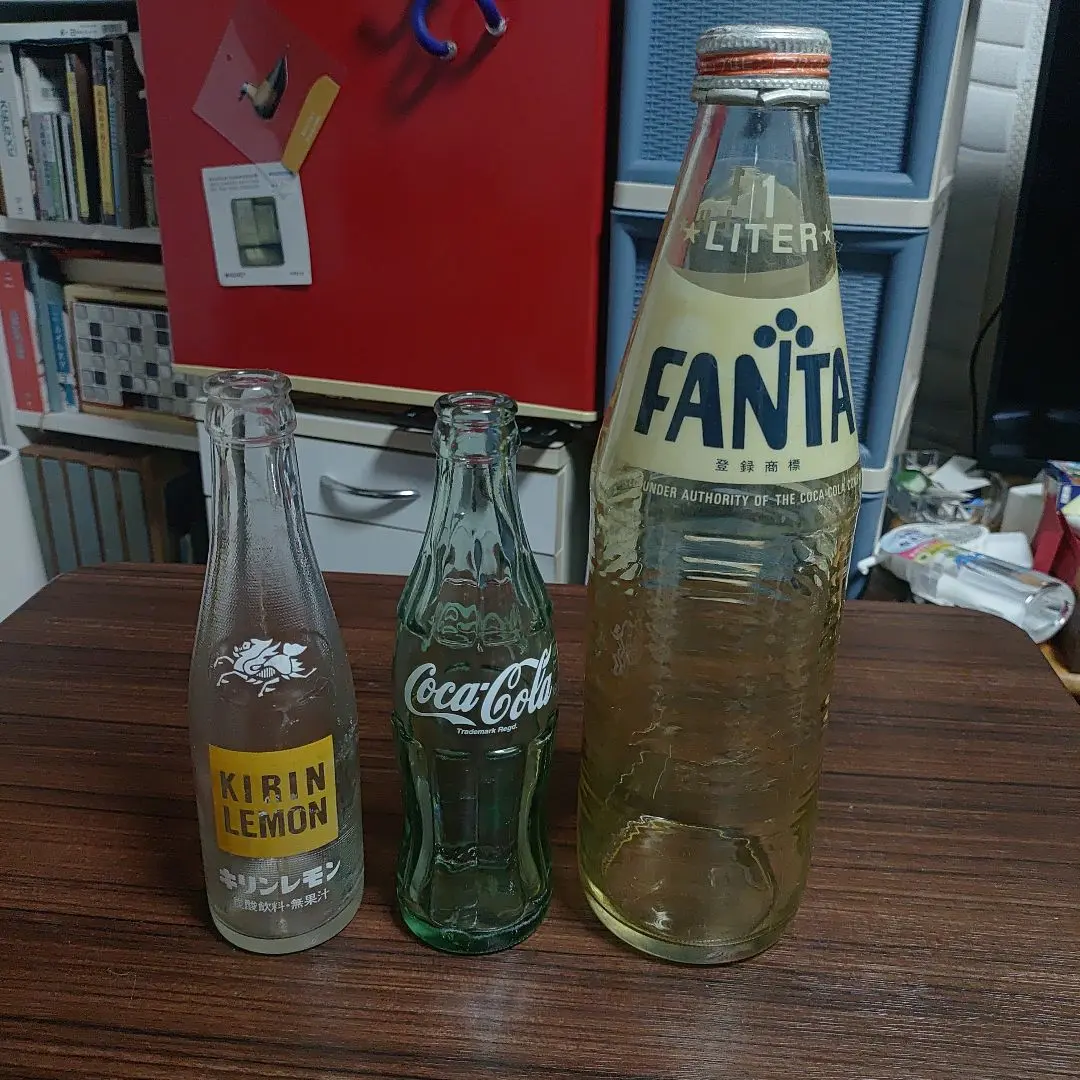 昭和レトロ　ファンタ オレンジ 1.5リットル　空ペットボトル 昭和レトロ ファンタ オレンジ 1.5リットル 空ペットボトル