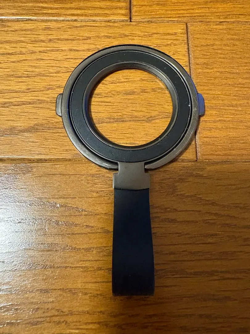 Thumbnail of MagSafe phone ring