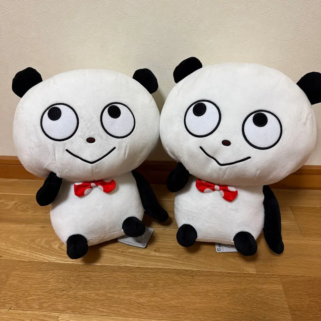 Thumbnail of ② Nishimura Yuuji Plushie: Goki-gen Panda Wants to Eat Fruit, 2 pieces
