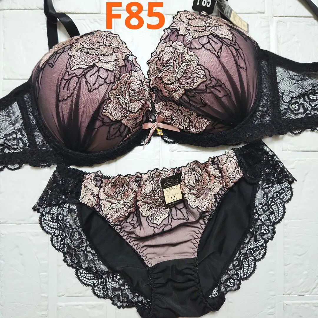 Thumbnail of 【Brand New】Great Deal! Bra and Panty Set F85 10563 Pink x Black Wide Sides