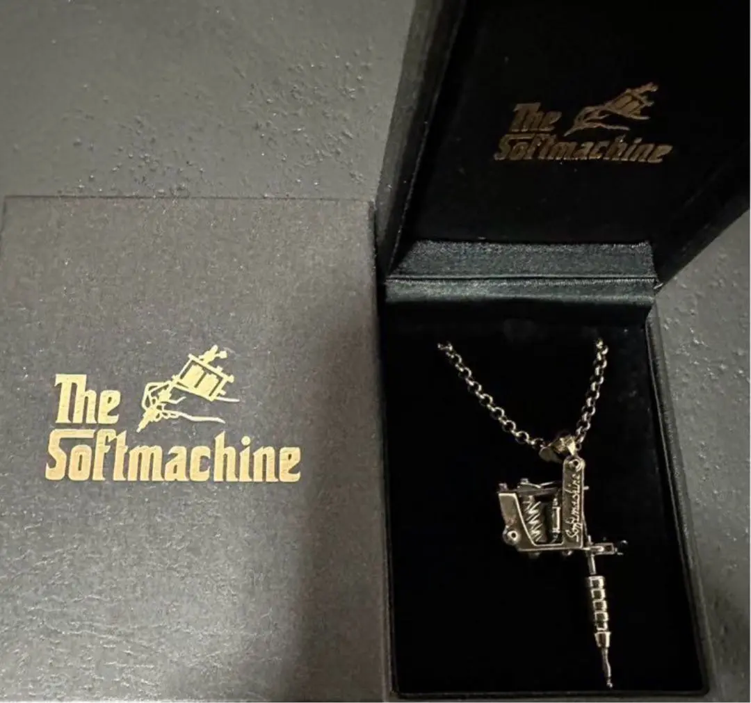 SOFTMACHINE prayhand cross ネックレス ソフトマシーン SOFTMACHINE prayhand cross ネックレス ソフトマシーン