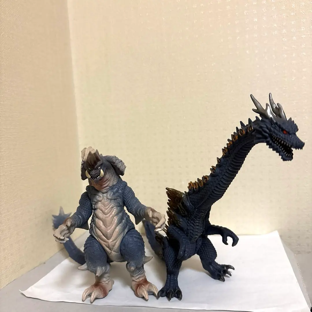 ナツノメリュウ　ソフビ　タグ付き バンダイ 茶色く ウルトラ怪獣シリーズ ナツノメリュウ ソフビ