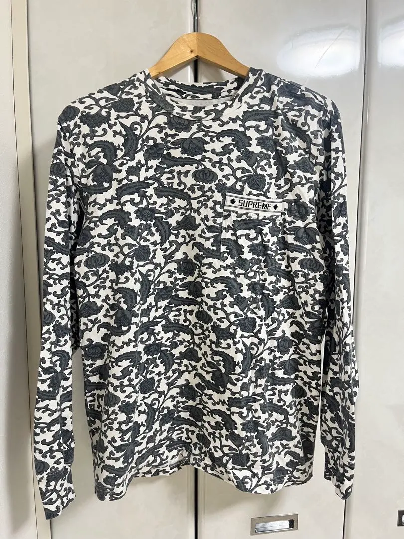 Thumbnail of [Excellent Condition] Supreme Arabesque Pattern Long Sleeve Cut and Sew, Size S