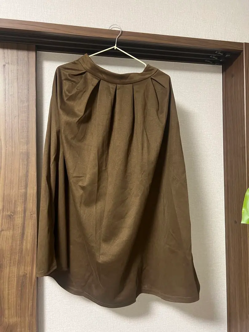 Thumbnail of Brown flared skirt, knee-length