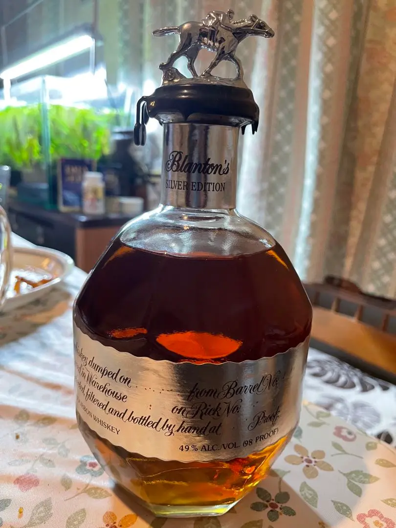 ブラントン　シルバー　Blanton&#39;s　終売品 ブラントン シルバー エディション - お酒買取専門店ネオプライス