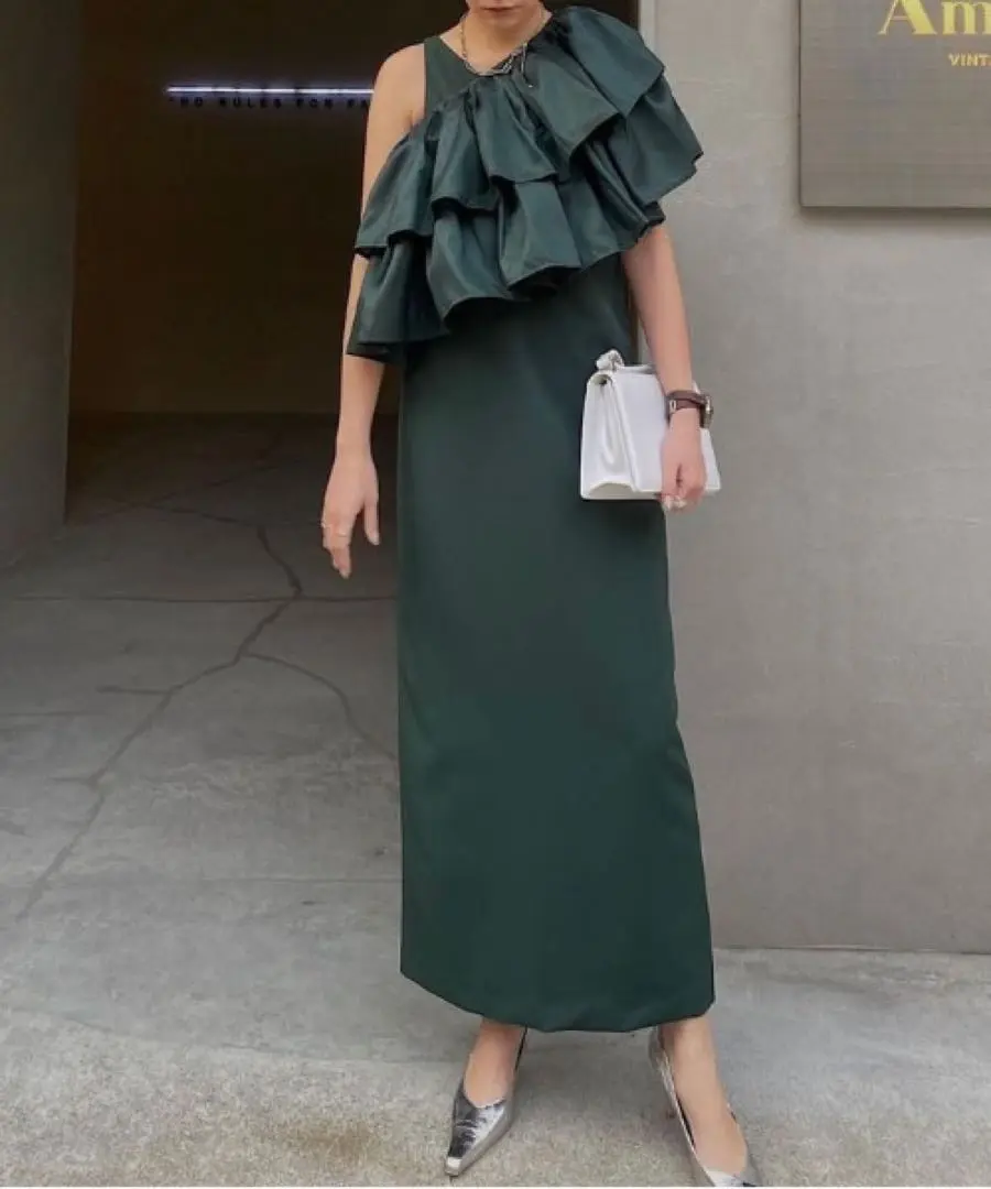 美品♡Ameri LUSTER TIERED LAYERED DRESS 黒 M AMERI LUSTER TIERED LAYERED DRESS - メルカリ