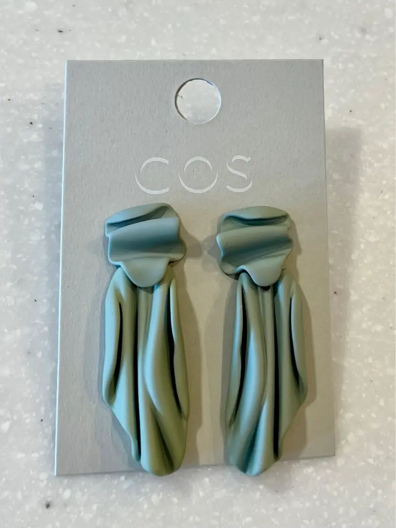 完売品　美品　cos ピアス　フープ　シルバー SMALL CHUNKY HOOP EARRINGS スモールチャンキーフープピアス