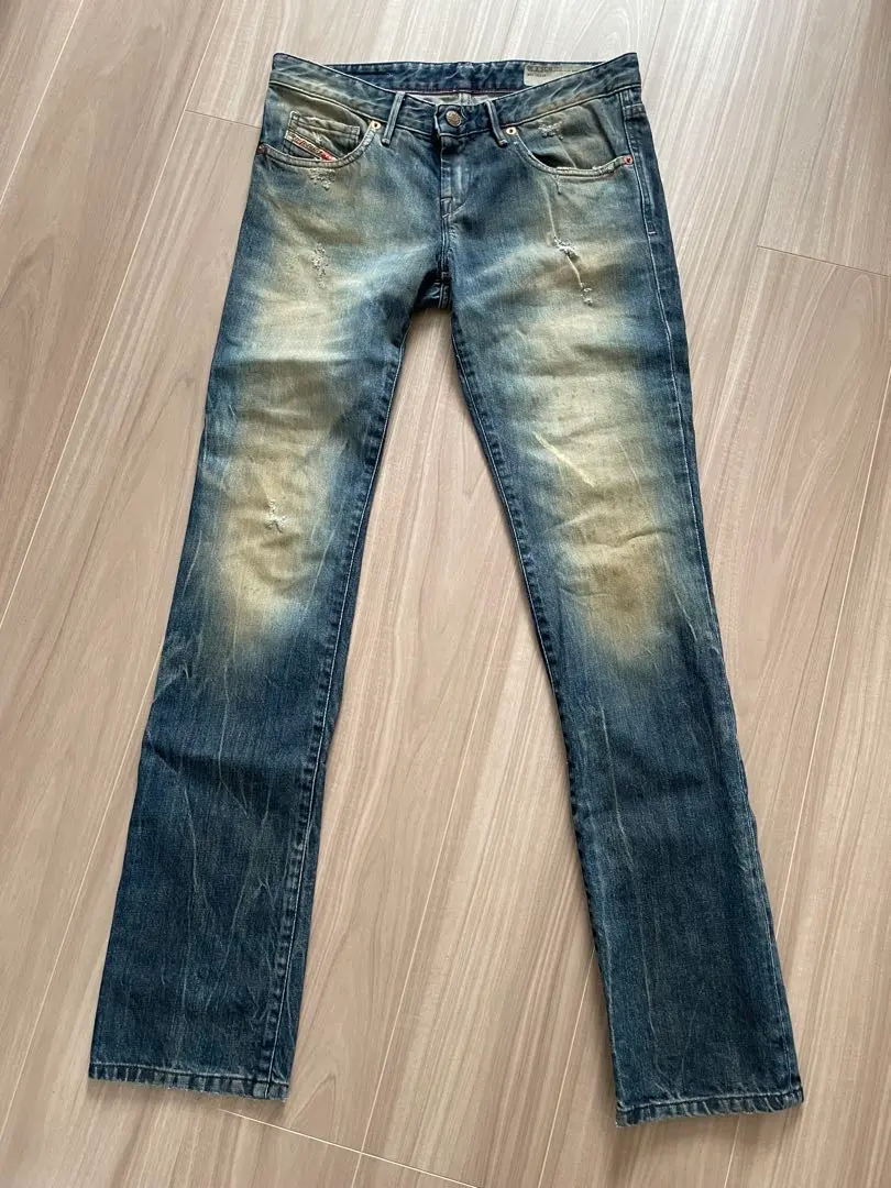 【最終降價】DIESEL牛仔褲My boy 的縮圖