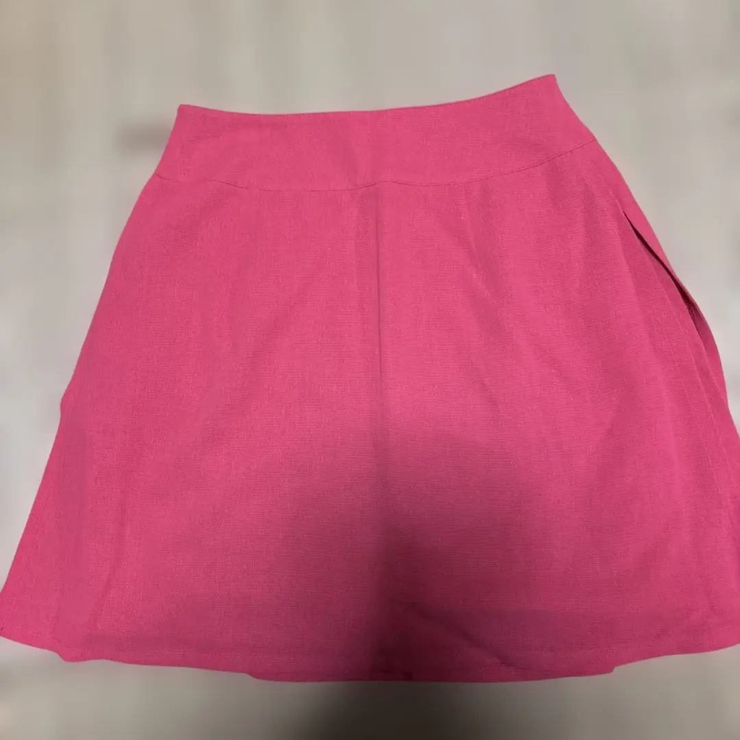 蘭瑟粉色 喇叭裙 側開衩 的縮圖