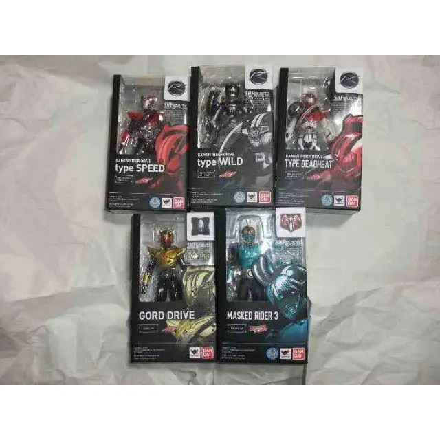 新品未開封　S.H.フィギュアーツ　仮面ライダードライブ ダークドライブ　セット Amazon | S.H.Figuarts 仮面ライダーダークドライブ タイプ